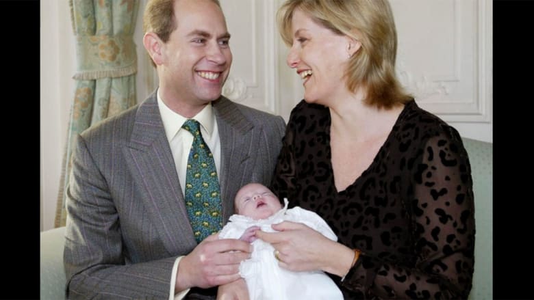 بالصور.. أطفال العائلة المالكة البريطانية 