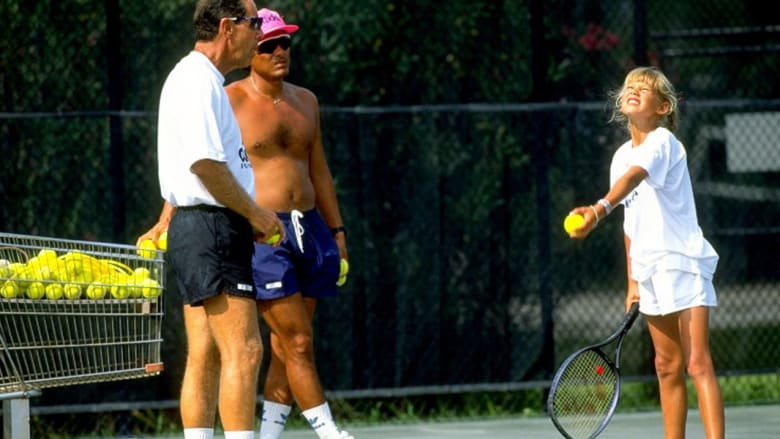 كيف أغوت حسناء التنس آنا كورنيكوفا العالم؟