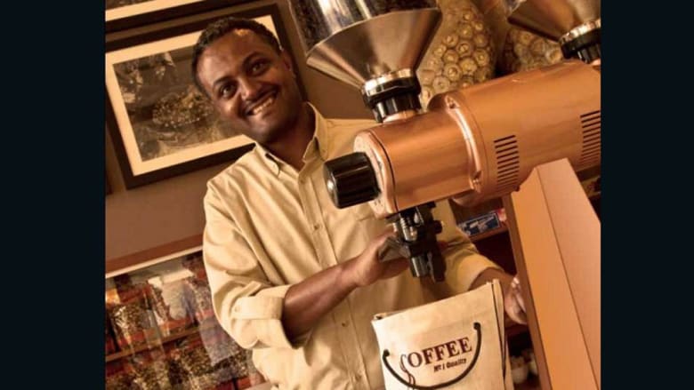 إثيوبيا.. حيث تجتمع القهوة بالتقاليد في أسطورة عمرها أكثر من ألف عام