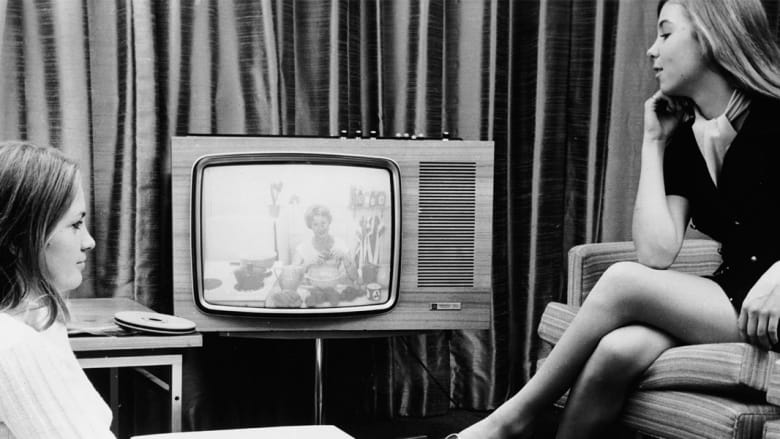 في عيده التسعين.. 7 حقائق قد لا تعرفها عن جهاز التلفاز 