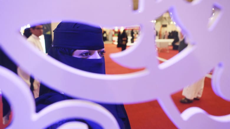 النساء السعوديات يجدن في "انستغرام" فرصة ثمينة للإبداع في عالم ريادة الأعمال