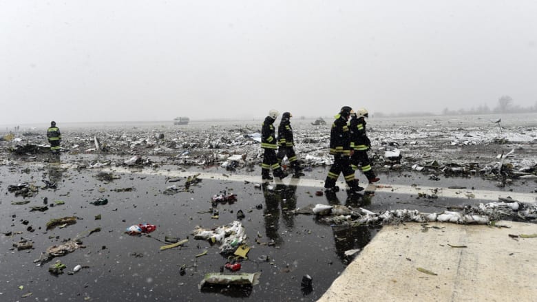 بالصور.. آثار تحطم طائرة "فلاي دبي" جنوب روسيا
