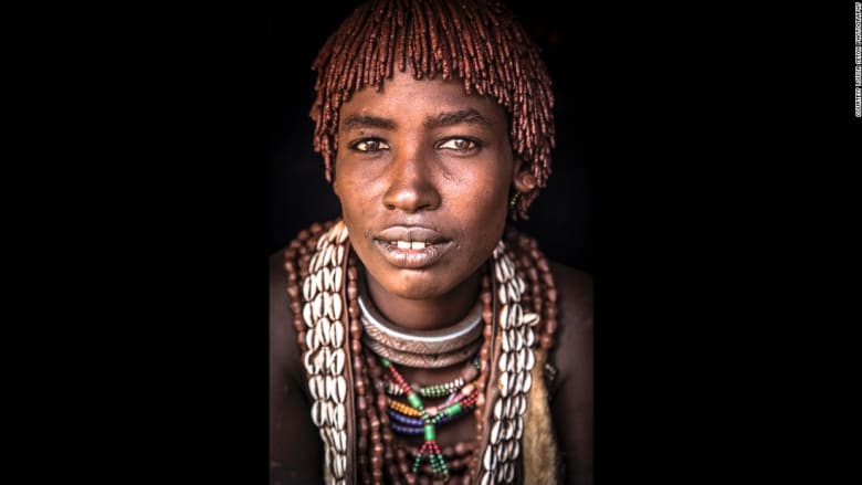 صور نادرة لقبائل أثيوبيا المهددة بالإندثار 