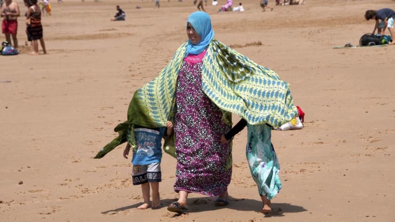 مغاربة يحتفلون على الشبكات الاجتماعية بأمهاتهم في عيدهن السنوي