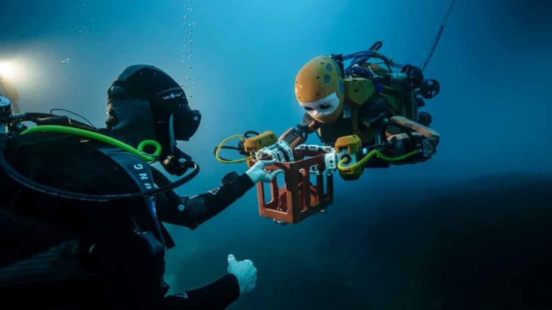 "الروبوت- الحورية" يكتشف أعمق المحيطات