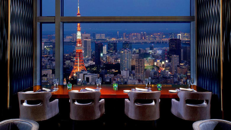 من باريس إلى طوكيو فدبي.. هذه أفخم الفنادق في العالم