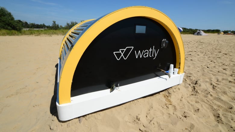 "واتلي".. كمبيوتر يوفر المياه والطاقة والإنترنت بأشعة الشمس فقط