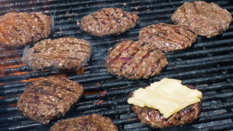 هل يزيد تناول اللحوم الحمراء من خطر الموت؟