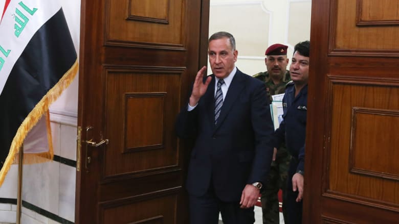 وزير الدفاع العراقي بعد التصويت بإقالته: حاولت محاربة الفساد ولكن رعاته أقوى وأصواتهم أعلى