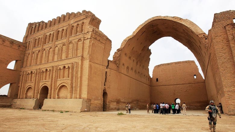 العراق وإيران وتمبكتو.. هل هذه وجهات السياحة في المستقبل؟