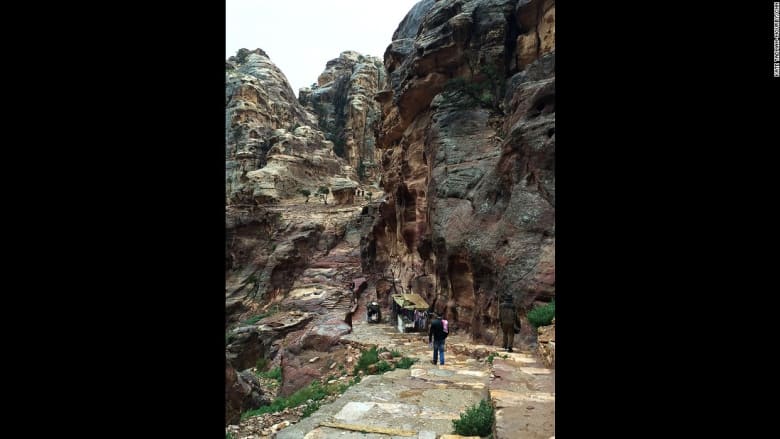 في ظلّ تراجع السياحة.. كيف سيحمي الأردنيون إرث البتراء؟