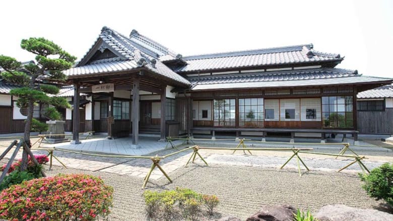 داخل مساكن محاربي الساموراي القدماء في اليابان