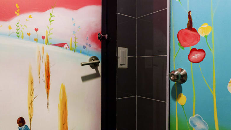 حمامات بشكل لوحة فنية في سنغافورة وسيؤل