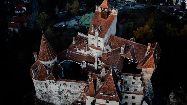 لمصاص الدماء "دراكولا" قصر.. ويمكنك زيارته في رومانيا
