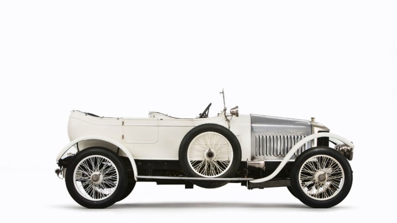 اشتر السيارة الرياضية الأقدم عالمياً بـ 657 ألف دولار!