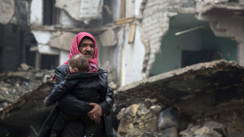 انتشار واسع لوسم "حلب تباد".. العفاسي يطالب بعاصفة حزم جديدة والعريفي: ظهورنا تنكشف