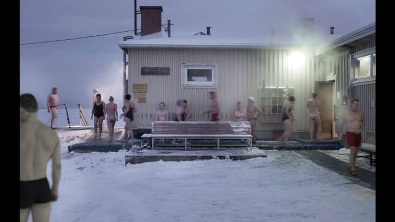 هل لديك جرأة الفنلنديين للسباحة في درجات حرارة تحت الصفر؟