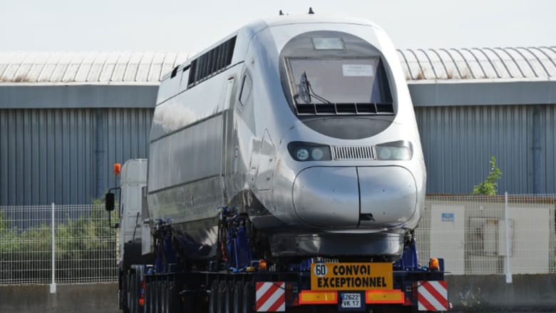 المغرب سيفتتح أول قطار سريع في أفريقيا 