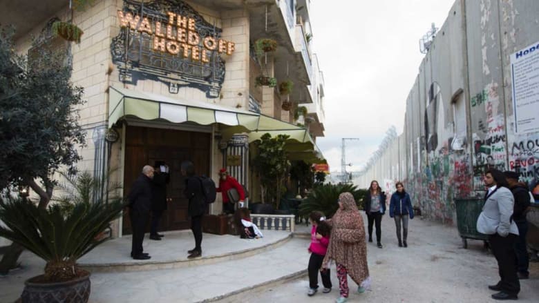 فندق من تصميم "بانكسي" يجسد الصراع الفلسطيني الإسرائيلي
