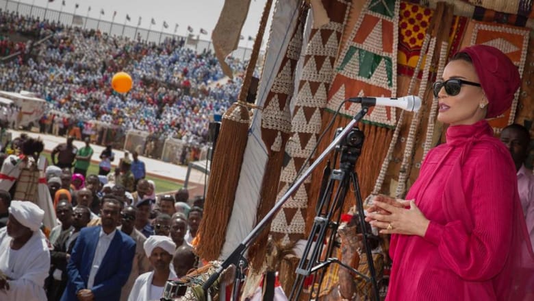 زيارة الشيخة موزا إلى أهرام السودان تفجّر أزمة إعلامية بين مصر والخرطوم حول التاريخ