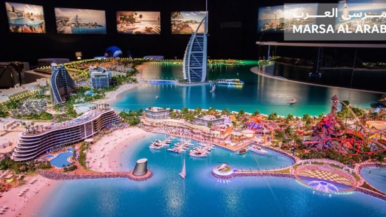 مجسم المشروع السياحي "مرسى العرب" الذي سستنفذه " دبي القابضة " على شاطئ جميرا في دبي وعلى مقربة من برج العرب