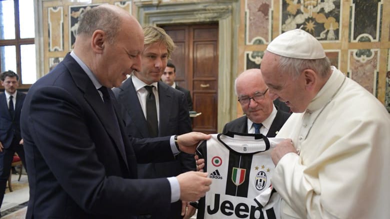 البابا فرنسيس يستقبل يوفنتوس ولاتسيو قبل نهائي كأس إيطاليا 