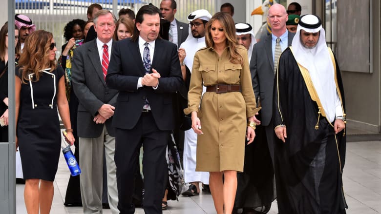 السيدة الأولى ميلانيا ترامب تزور المدرسة الأمريكية الدولية في العاصمة السعودية الرياض