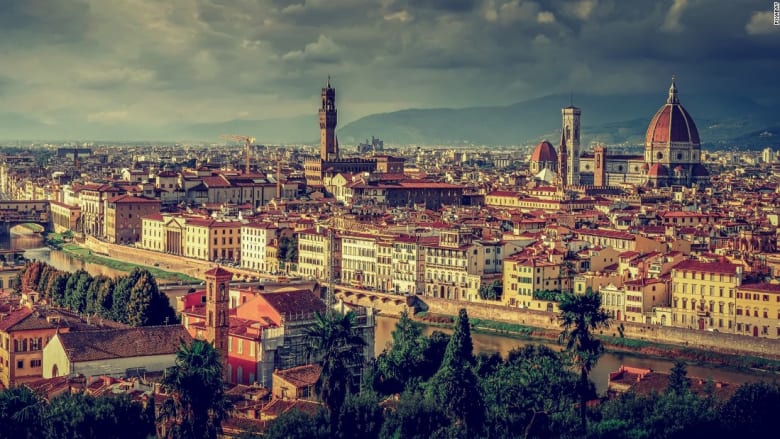عشر أسباب رائعة لزيارة إيطاليا اليوم! 