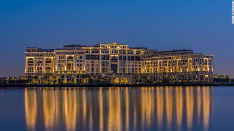 هذه الفنادق الأكثر فخامة في دبي..هل يمكنك تحمل كلفتها؟