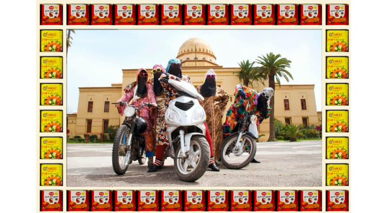 تعرّف إلى عصابة الدراجات النارية النسائية في مراكش! 
