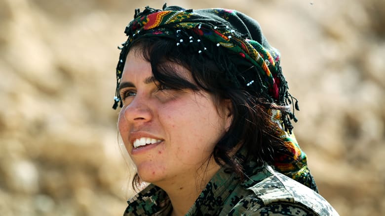 بالصور.. كرديات ساعدن بهزيمة داعش وتحرير الرقة