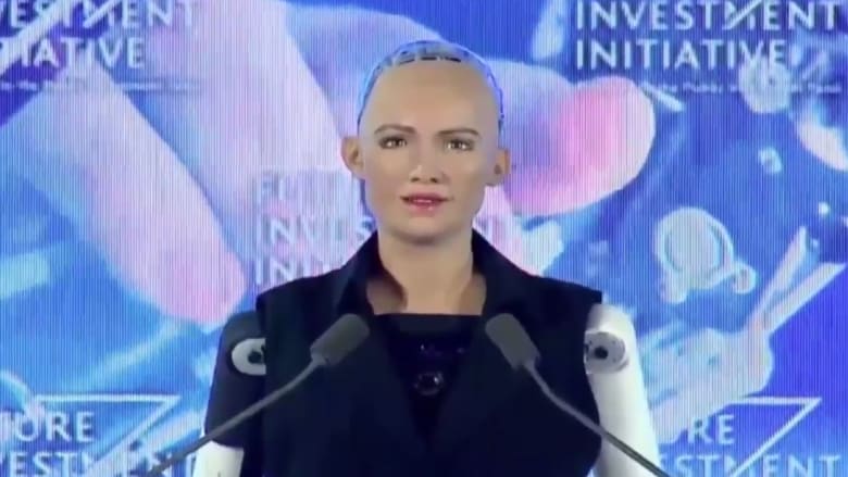 تعرّف إلى "صوفيا"... الروبوت الذي حصل على الجنسية السعودية 