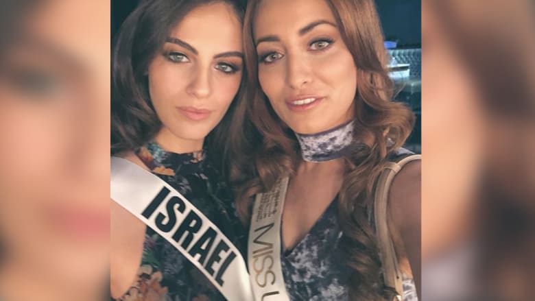 تهديدات القتل تطارد ملكة جمال العراق سارة عيدان بعد "السيلفي" مع ملكة جمال إسرائيل