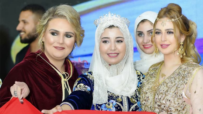 شابة مغربية هي "ملكة جمال المحجبات العرب" لعام 2018