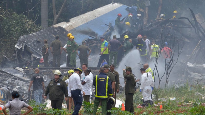 تحطم طائرة ركاب كوبية على متنها 104 أشخاص خلال إقلاعها من هافانا