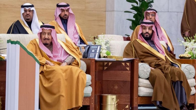 العاهل السعودي يفتتح ويدشن مشاريع تنموية بـ82 مليار ريال في الرياض