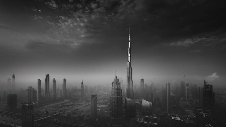 "صلابة واضحة".. صور تبرز عمارة دبي المميزة بالأبيض والأسود 