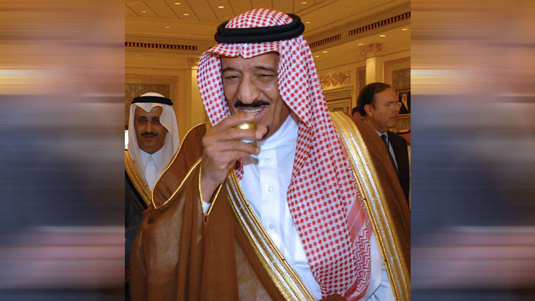 صورة ارشيفية للعاهل السعودي الملك سلمان عندما كان أميرا للرياض العام 2006