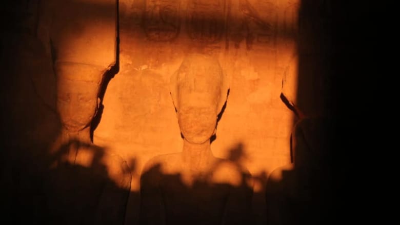 بتاريخ استثنائي..مصر تحتفل بتعامد الشمس على وجه رمسيس الثاني في معبد أبو سمبل