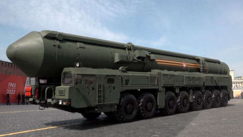 بوتين يعلن اعتزام روسيا نشر أسلحة نووية تكتيكية في بيلاروسيا - CNN Arabic