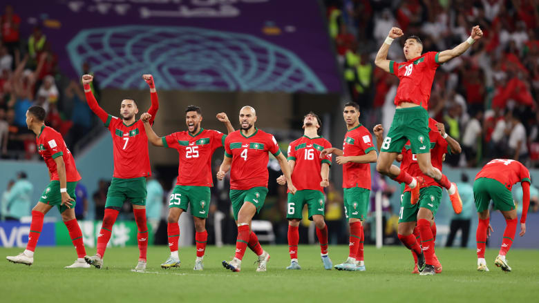 المغرب يصعد إلى ربع نهائي مونديال 2022 بعد فوزه على إسبانيا 227807