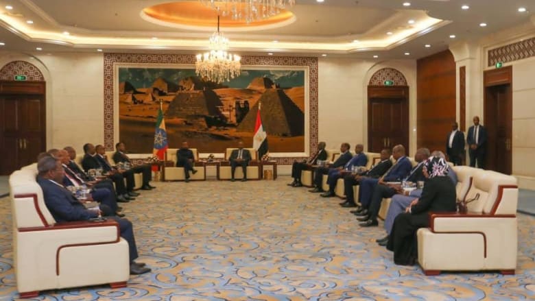 البرهان لرئيس وزراء إثيوبيا: متوافقان حول سد النهضة