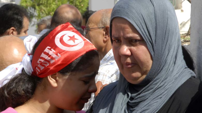 أرملة معارض تونسي مغتال: كم أطعمنا قاتل زوجي ولكنه كافأه بالقتل