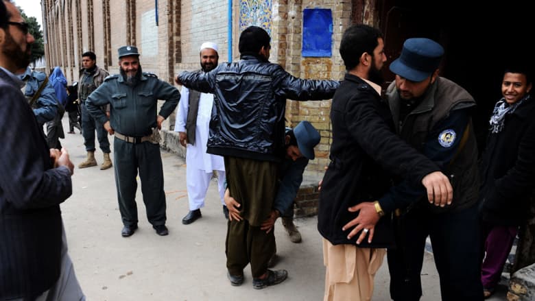 انتخابات أفغانستان.. هجمات على مراكز اقتراع تخلف عشرات الضحايا