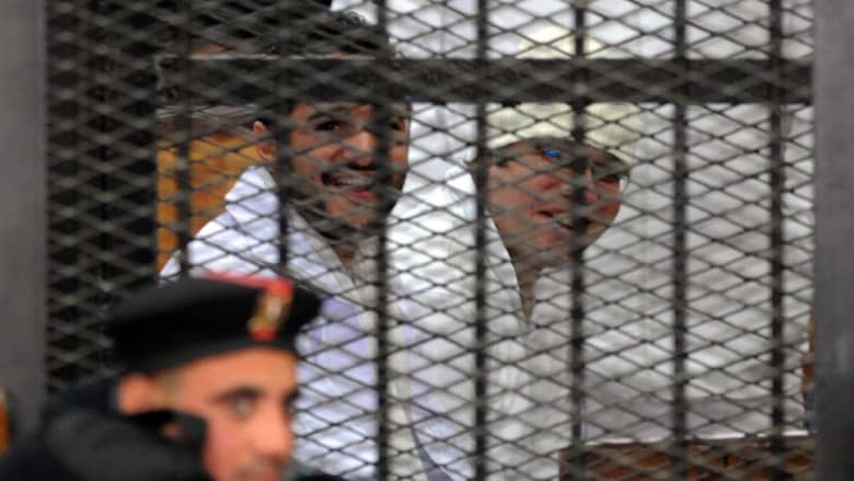  مصر: تأييد حكم بحبس أحمد ماهر وأحمد دومة ومحمد عادل ثلاث سنوات 