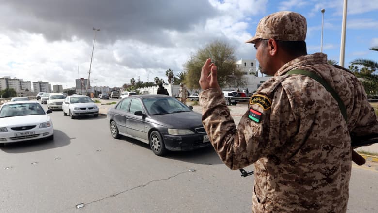 ليبيا: هدوء بعد ليل عنيف في طرابلس.. ونائب يربط المهاجمين بأحداث بنغازي