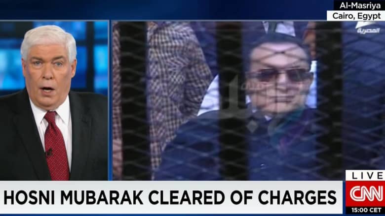 نائب عام مصر يأمر بدراسة "حيثيات براءة مبارك" وجميع المتهمين بـ"محاكمة القرن" للطعن عليها