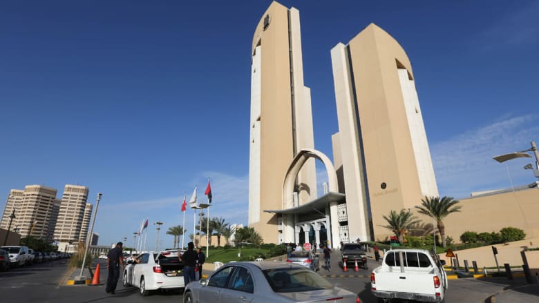 عشرة قتلى بينهم متعاقد أمني أمريكي بهجوم طرابلس.. ونجل أبوأنس الليبي يتبرأ من العملية ويندد بمنفذيها