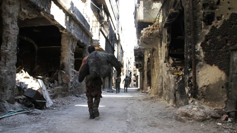 شهادات لـCNN من داخل مخيم اليرموك.. "أعمق دائرة للجحيم" على أرض سوريا