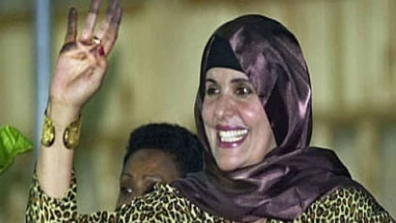 هل تلّبي أرملة القذافي صفية فركاش دعوة قبيلتها وتعود إلى ليبيا ؟